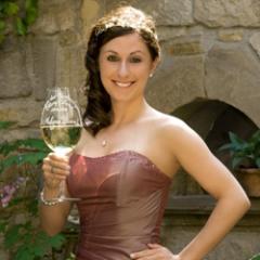 Melanie Diana I.