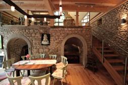 Barn Café